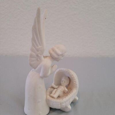 Lot 208: Vintage Goebel Guardian Angel