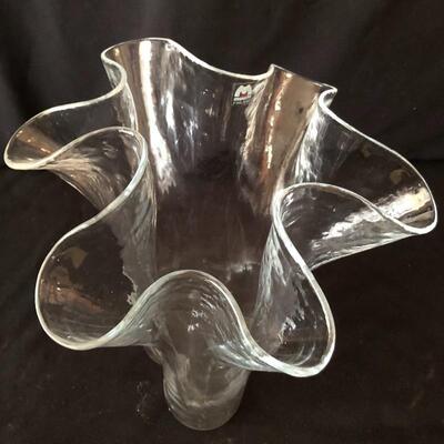Lot 9 - Muurla Handkerchief Glass Vase