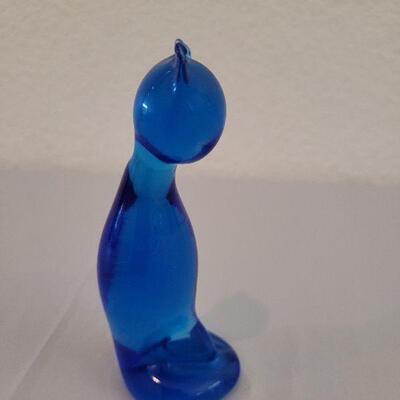 Lot 209: Blue Glass Cat (Unmarked Fenton) and 2 Polka Dot Cats