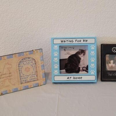 Lot 213: (3) Picture Frames