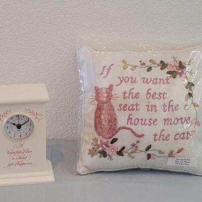 Lot 215: New Cat Pillows & Clock