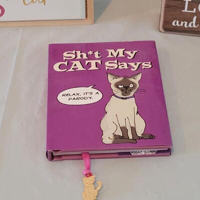 Lot 216:  New Cat Deco
