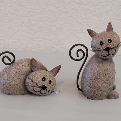 Lot 217: (2) Stone Kitties 