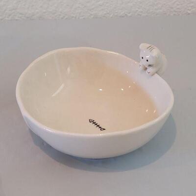 Lot 219: Cat Coffee Cup & Deco