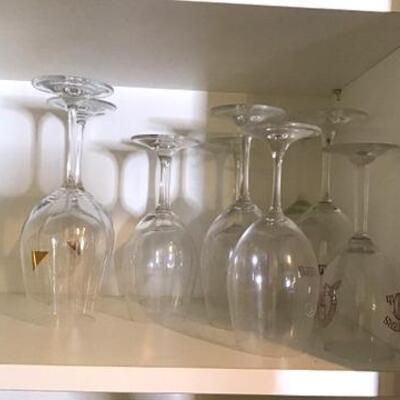 K139 - Cabinet of 22 Various Crystal & Glass Wine Glasses