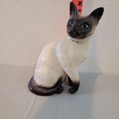 Lot 224: Large Beswick Siamese Cat