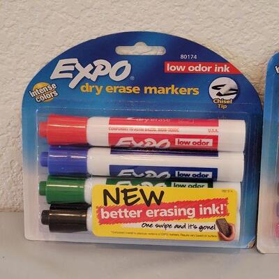 Lot 231: New Dry Erase Markers lot