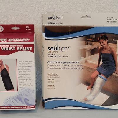Lot 232: New Wrist Splint and Seal Tight Cast Cover
