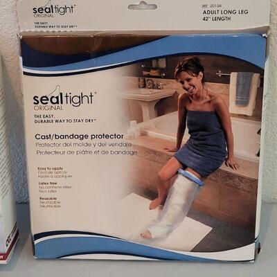 Lot 232: New Wrist Splint and Seal Tight Cast Cover