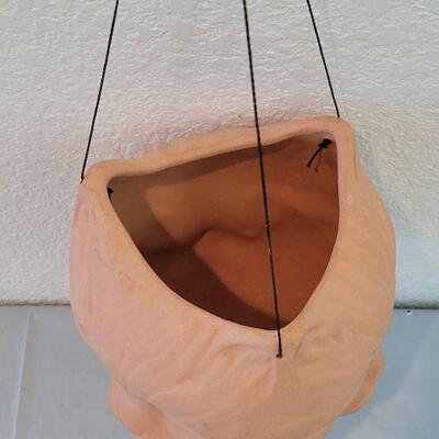 Lot 238: Hanging Triple Face Cat Planter 