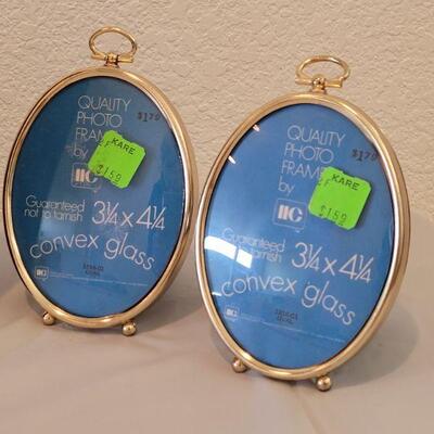 Lot 252: Picture Frames