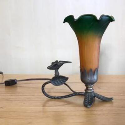 K182 - Hummingbird Glass Table Lamp