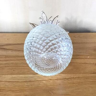 E106 - Vintage Clear Glass Pineapple by Archimede Sequso