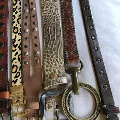 C111 - Group of 18 Various Women's Belts