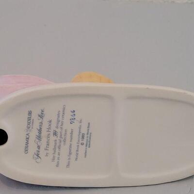 Lot 267:  Frances Hook For a Mother Set