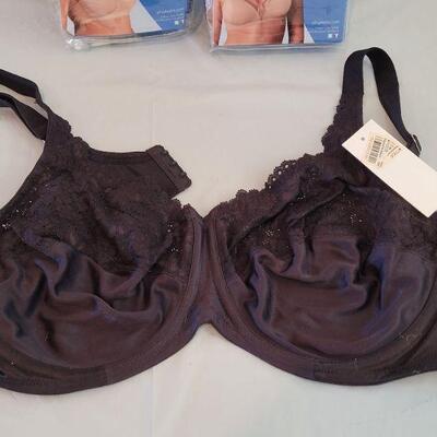 Lot 271: New Bras