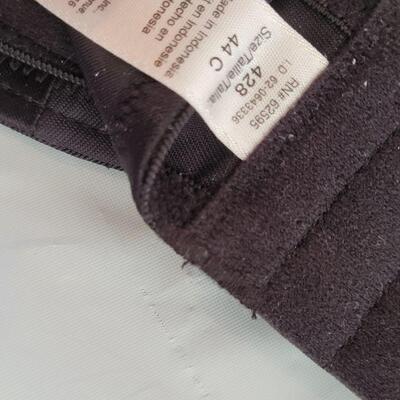 Lot 271: New Bras
