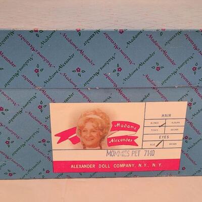 Lot 289: Madame Alexander "Mommies Pet"