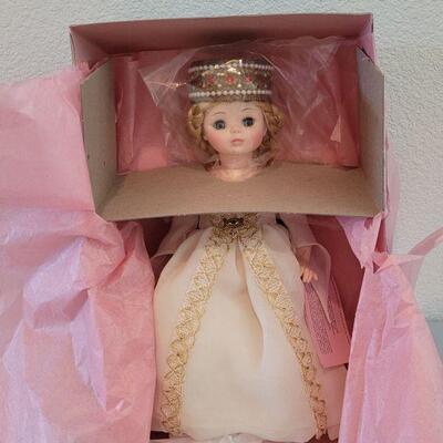 Lot 293: Madame Alexander "Isolde"