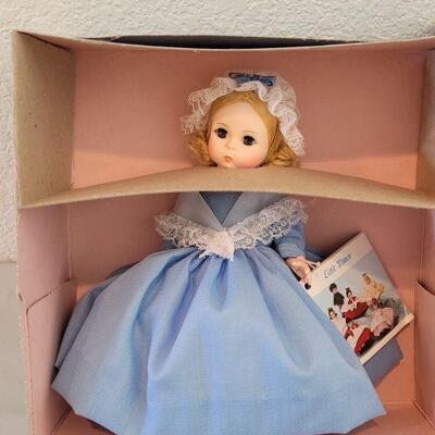 Lot 295: Madame Alexander "United States" and "Little Maid"