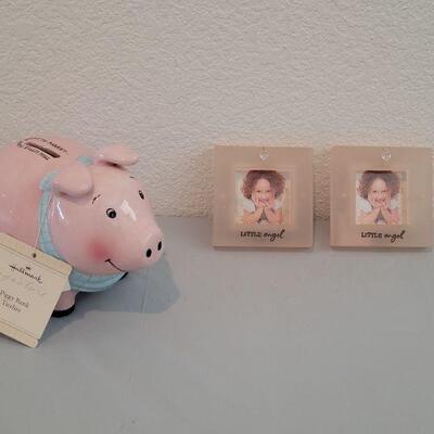 Lot 301: New Piggy Bank and Mini Frames