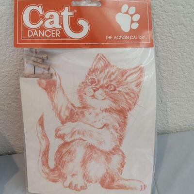 Lot 302: New Cat and Dog Toys