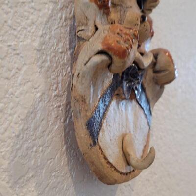 Lot 307: Cat Pottery