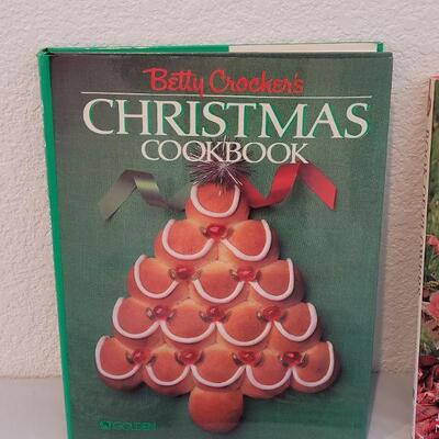 Lot 312: Vintage Cookbooks