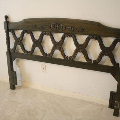Lot #33: Vintage Floral Green Carved Turned Wood Headboard Full Size 