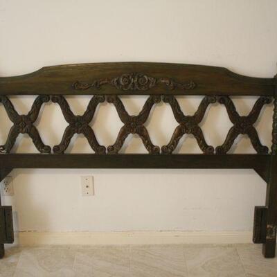 Lot #33: Vintage Floral Green Carved Turned Wood Headboard Full Size 