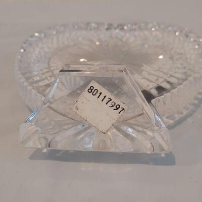 Lot 319: Crystal Castle and (Waterford?) CRYSTAL Heart Picture Frame 