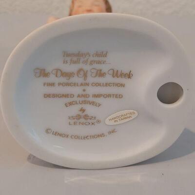 Lot 321: Lenox "The Days of the Week" , Enesco Figurine and Little Kitchen Fairies Figurine 