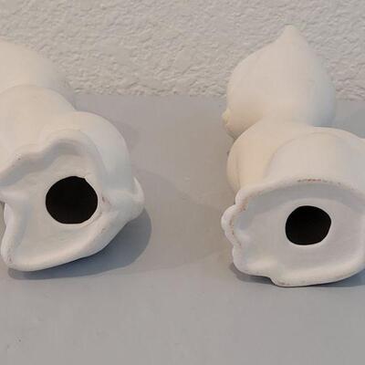 Lot 322: (3) Cat Ornaments and (2) Paint Yourself Ceramic Siamese Cats