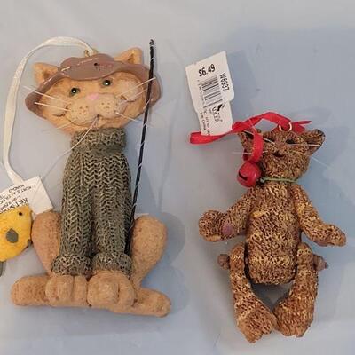 Lot 322: (3) Cat Ornaments and (2) Paint Yourself Ceramic Siamese Cats