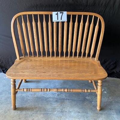 LOT#W17: Oak Bench