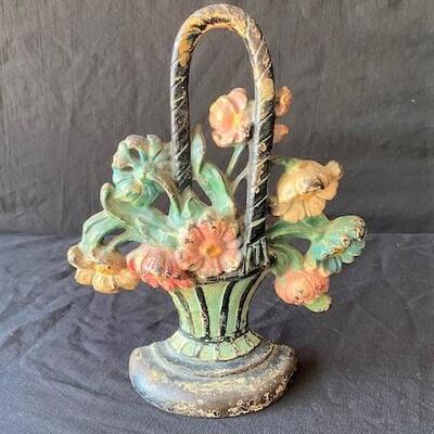 LOT#T24: Vintage Floral Basket Doorstop