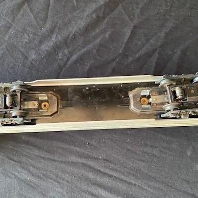 LOT#T43: Lionel Two-Piece Passenger Train Set