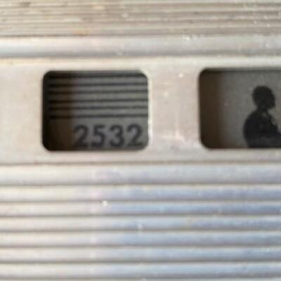 LOT#T43: Lionel Two-Piece Passenger Train Set