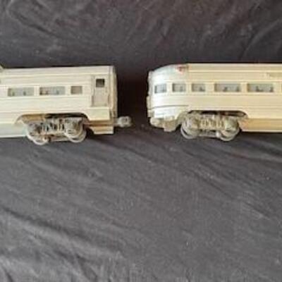LOT#T43: Lionel Two-Piece Passenger Train Set