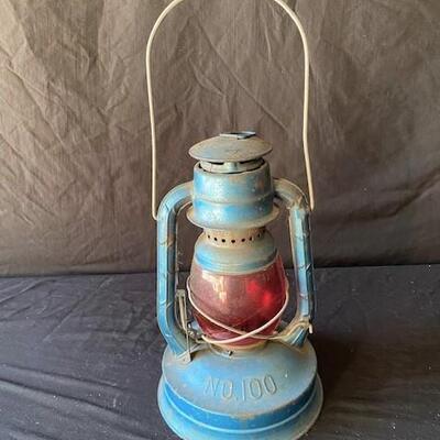 LOT#P62: Dietz #100 Lantern