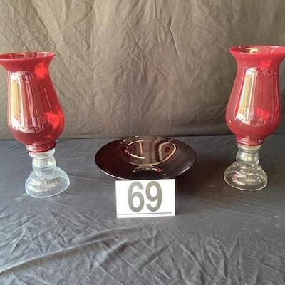 LOT#B69: Red Glass DÃ©cor Lot