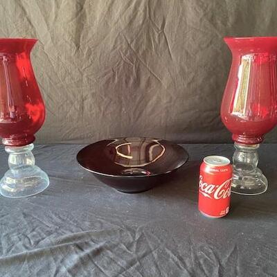 LOT#B69: Red Glass DÃ©cor Lot