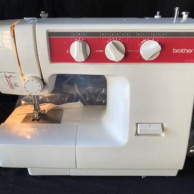 LOT#H94: Brother VX-1100 Deluxe Sewing Machine