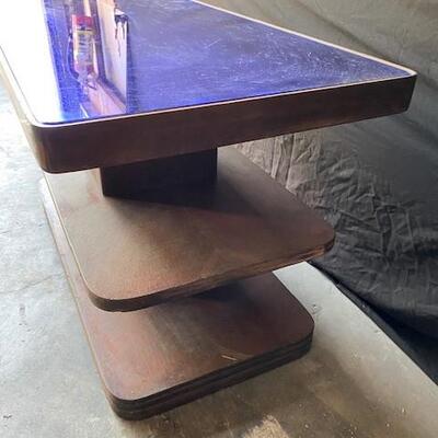 LOT#H96: Deco Style Mirror Top Coffee Table