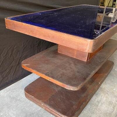 LOT#H96: Deco Style Mirror Top Coffee Table