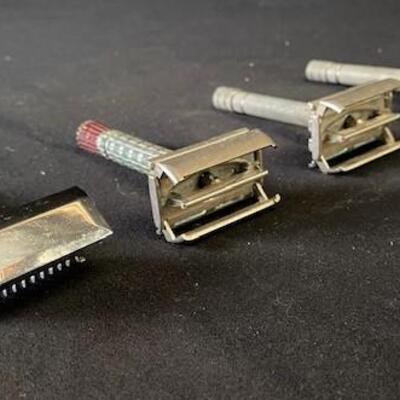 LOT#H120: Assorted Vintage Straight Razor Lot #1