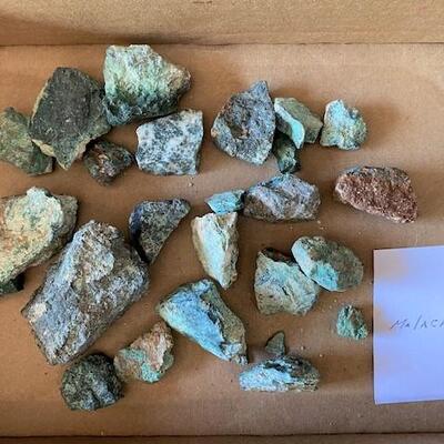 LOT#W139: Raw Malachite Lot #1