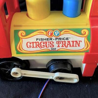 LOT#W179: Fischer Price Circus Train