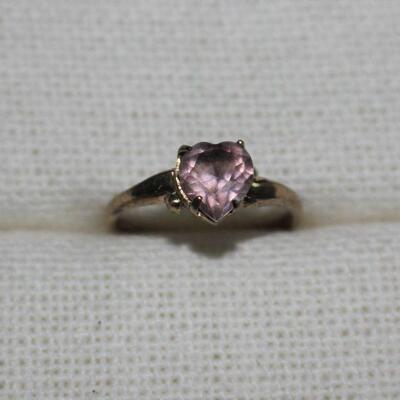 LOT#W190: Stamped 10K Ring with Amethyst Colored Stone [1.0g]