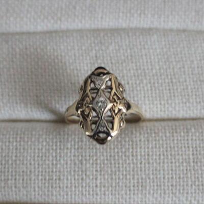 LOT#G194: Stamped 14K 3 "Diamond" Deco Ring [2.2g]